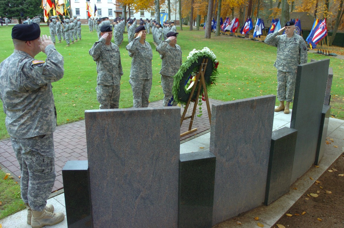 Sgt Major Of The Army Speaks At 21st Tsc Wreath Laying Retreat