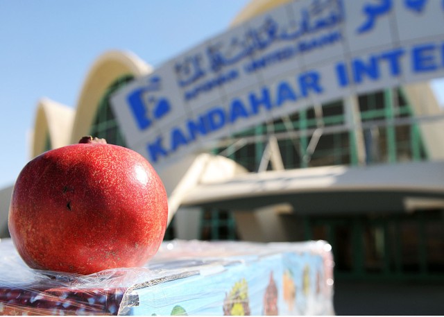 Kandahar farmers thrive as pomegranates export to international market