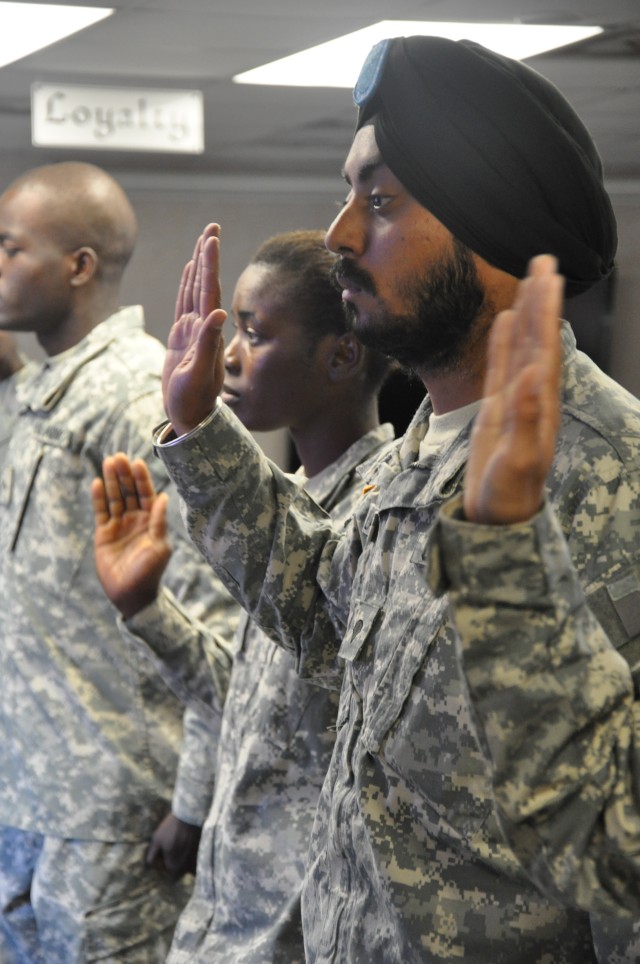 Keeping faith: Sikh Soldier graduates basic training