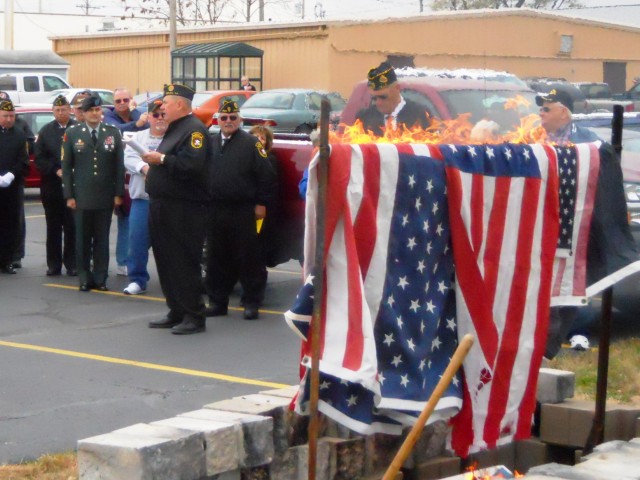 Army Sustainment Command Takes Part in Veterans Day Ceremonies