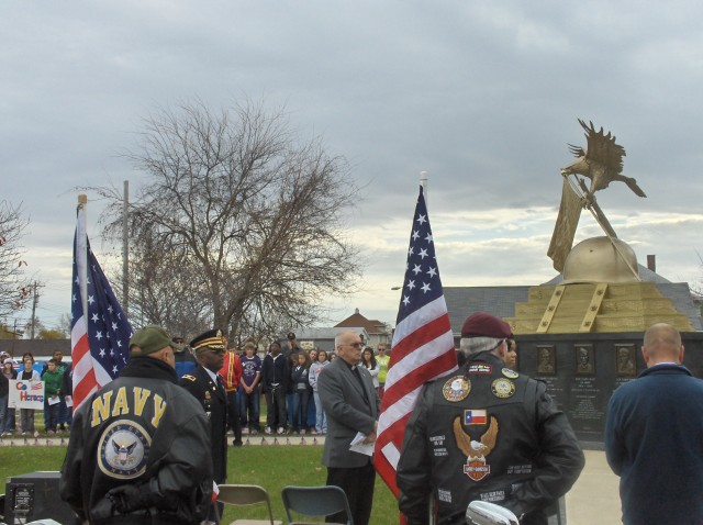 Army Sustainment Command Takes Part in Veterans Day Ceremonies