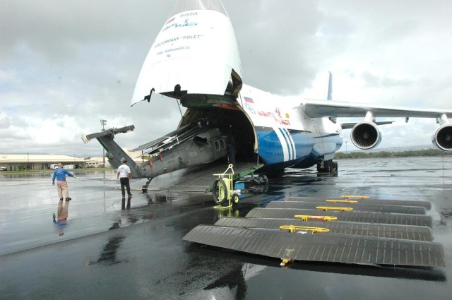 25th CAB, Army Sustainment Command pioneer aircraft redeployment