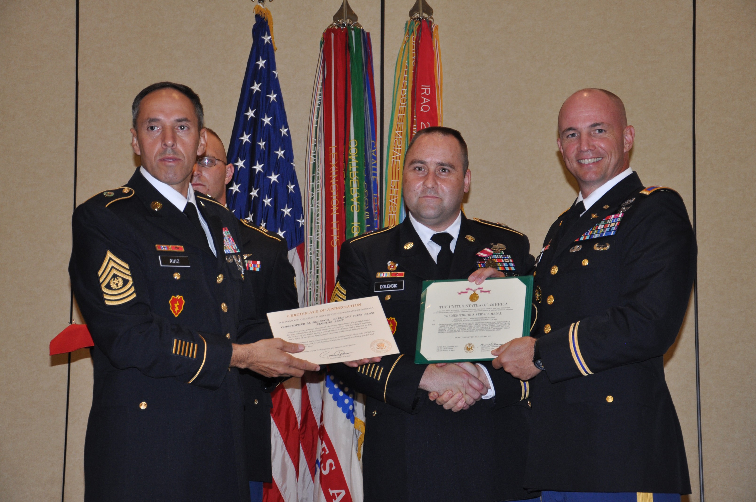 'Tropic Lightning Division' honors retiring NCOs | Article | The United ...