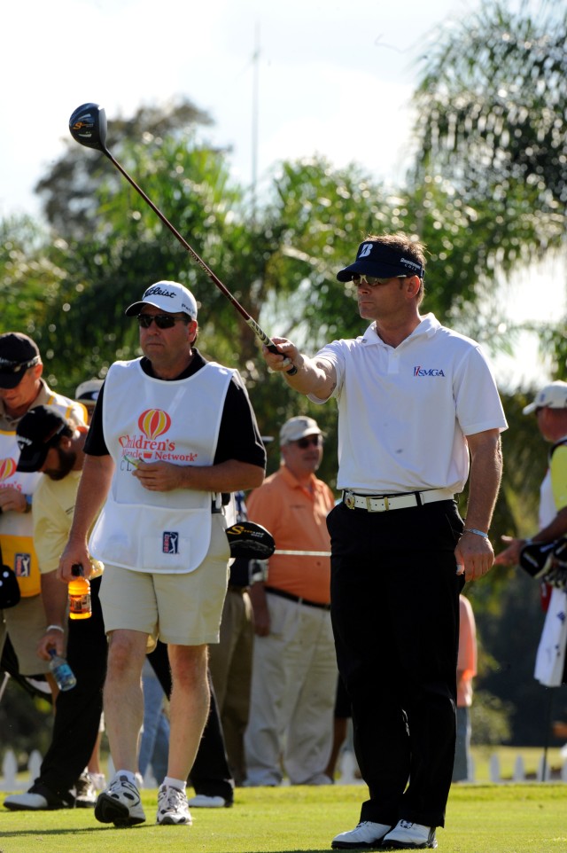 1st Lt. Donarski inspires golf crowd at Children&#039;s Miracle Network Classic