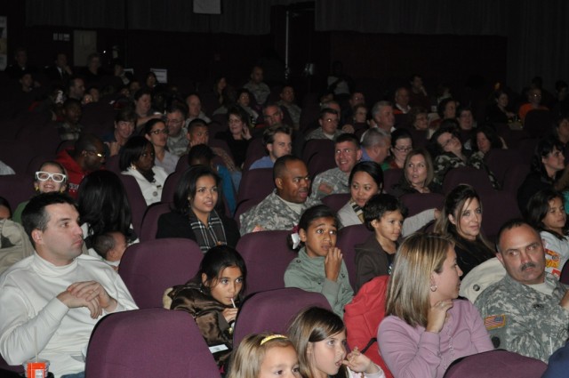 USO brings Family Night to Belvoir with movie premier