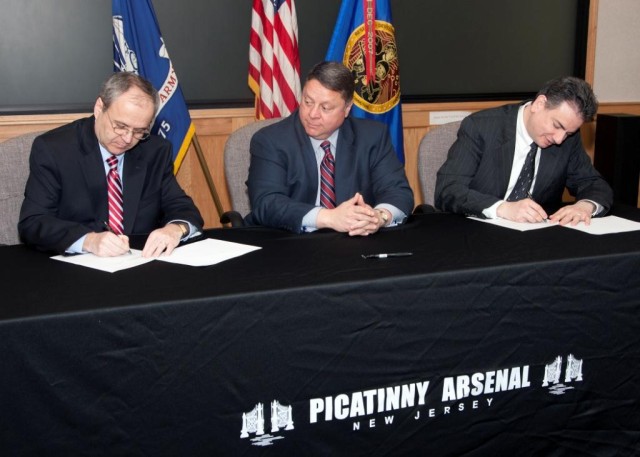 ARDEC and CERDEC sign Memorandum of Understanding