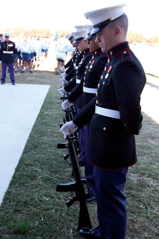 Marines run 1,300 miles to honor  fallen comrades