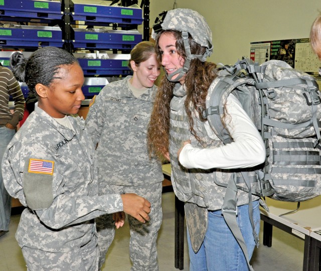 German and American educators get inside look at military life
