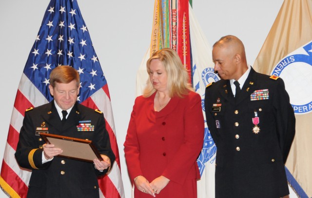 USASAC bids farewell to Chief of Staff