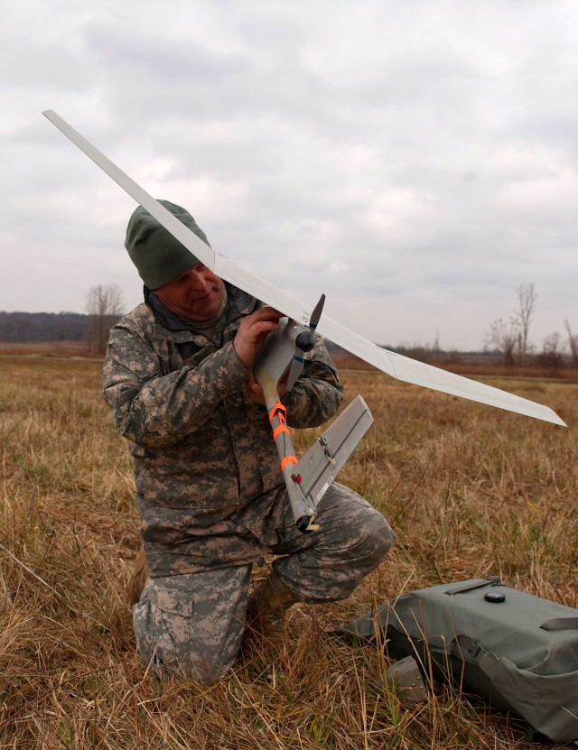 OEF-bound Soldiers train on Raven