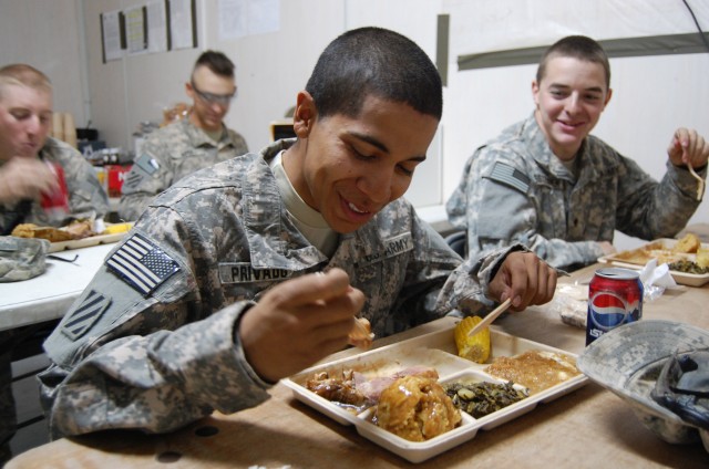 A Cav Thanksgiving in Iraq | Article | The United States Army