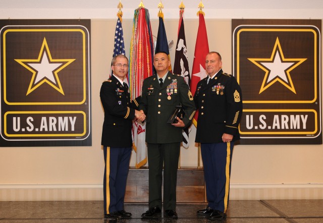 Colonel Ronald Place, the Fort Knox Medical Department Activity commander, Sgt. 1st Class Stanley Horn, an operation noncommissioned officer with the 3d Sustainment Command (Expeditionary), and Command Sgt. Maj. Leon Archer, the Fort Knox Medical Dep...