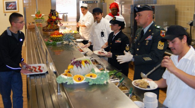 Presidio leaders dish it out to DFAC patrons