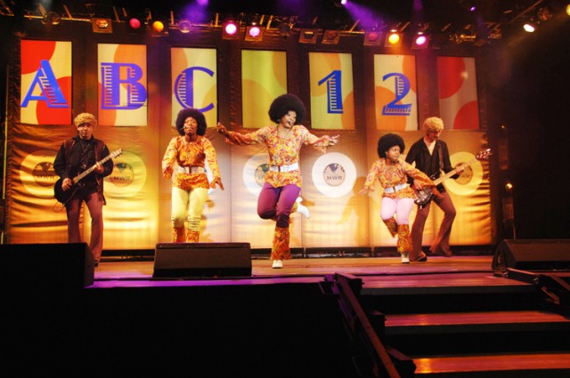 Soldier-entertainers&#039; season finale rocks Warrior Country