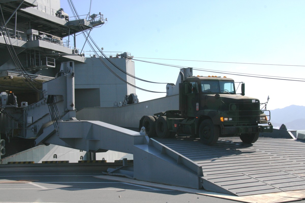 APS 3 Vehicle Downloaded from USNS Watson | Article | The United States ...