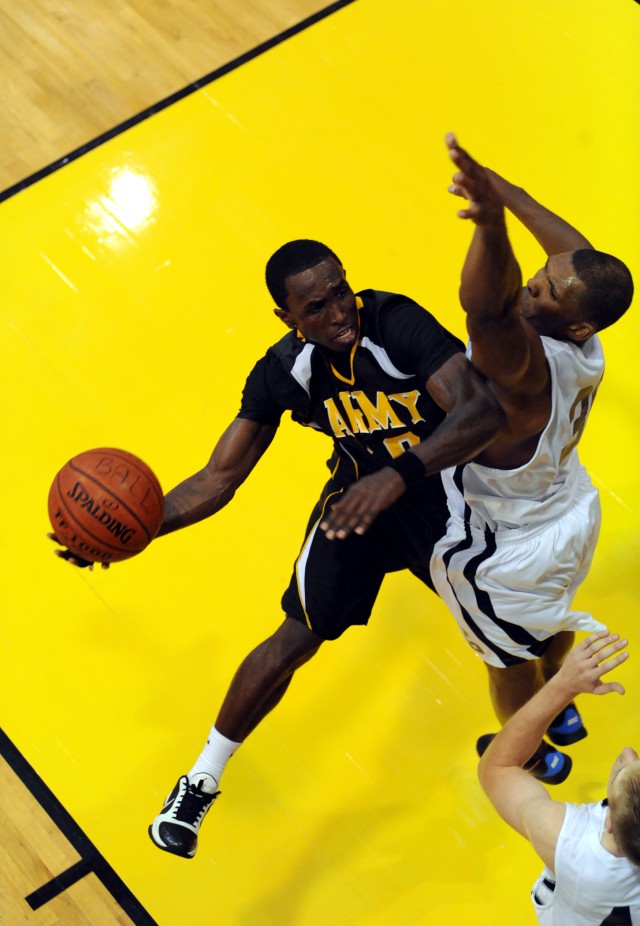 Six Soldiers help Team USA win SHAPE Basketball Championship