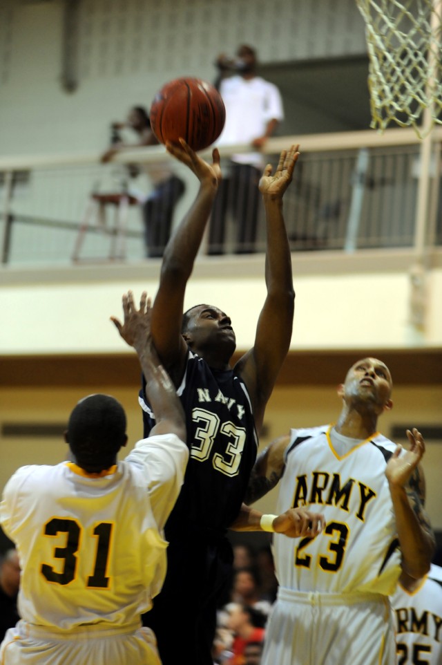 Six Soldiers help Team USA win SHAPE Basketball Championship
