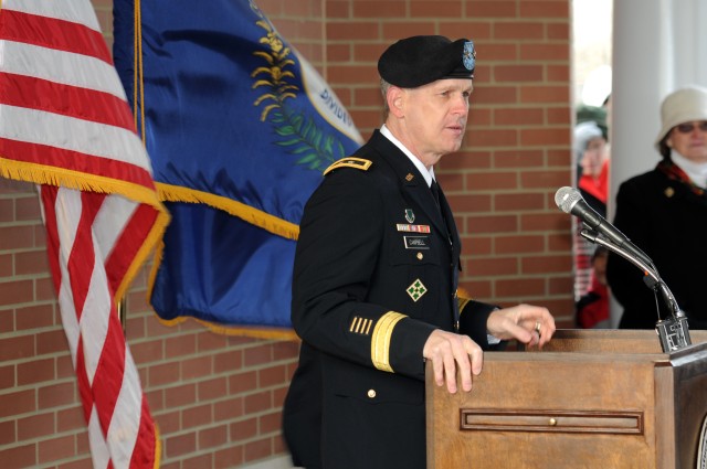 Sustainers participate in Wreaths Across America ceremony