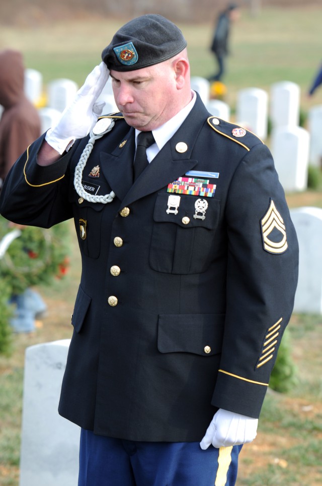 Sustainers participate in Wreaths Across America ceremony