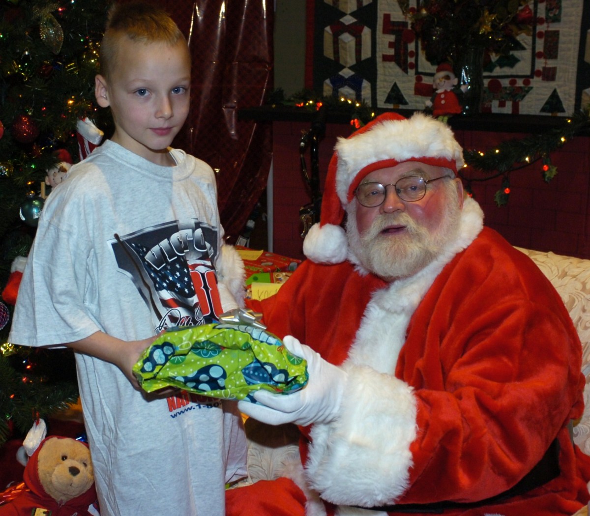 Patriot Academy brings holiday cheer to local families | Article | The ...