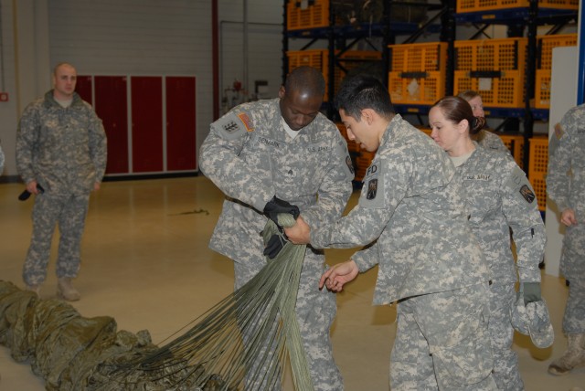 18th CSSB sling load team trains for real-world missions