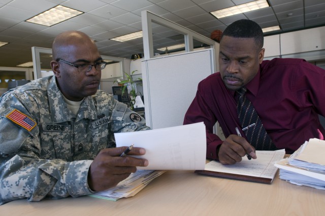 Reserve IG team assists Soldiers, commanders to foster better force