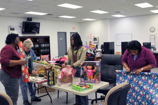 Depot gives a Merry Christmas
