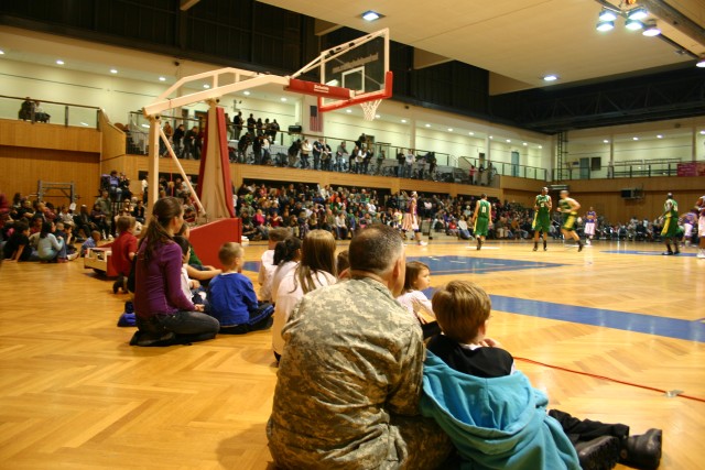 Harlem Globetrotters dazzle community, score another victory