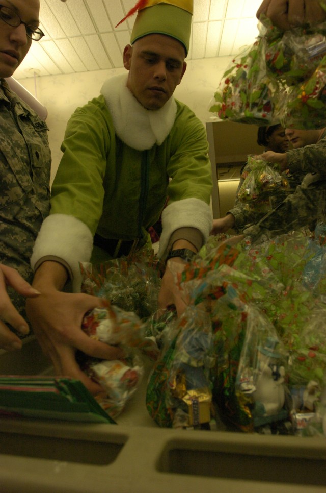 Local Army Reserve Soldiers send Christmas wishes to veterans