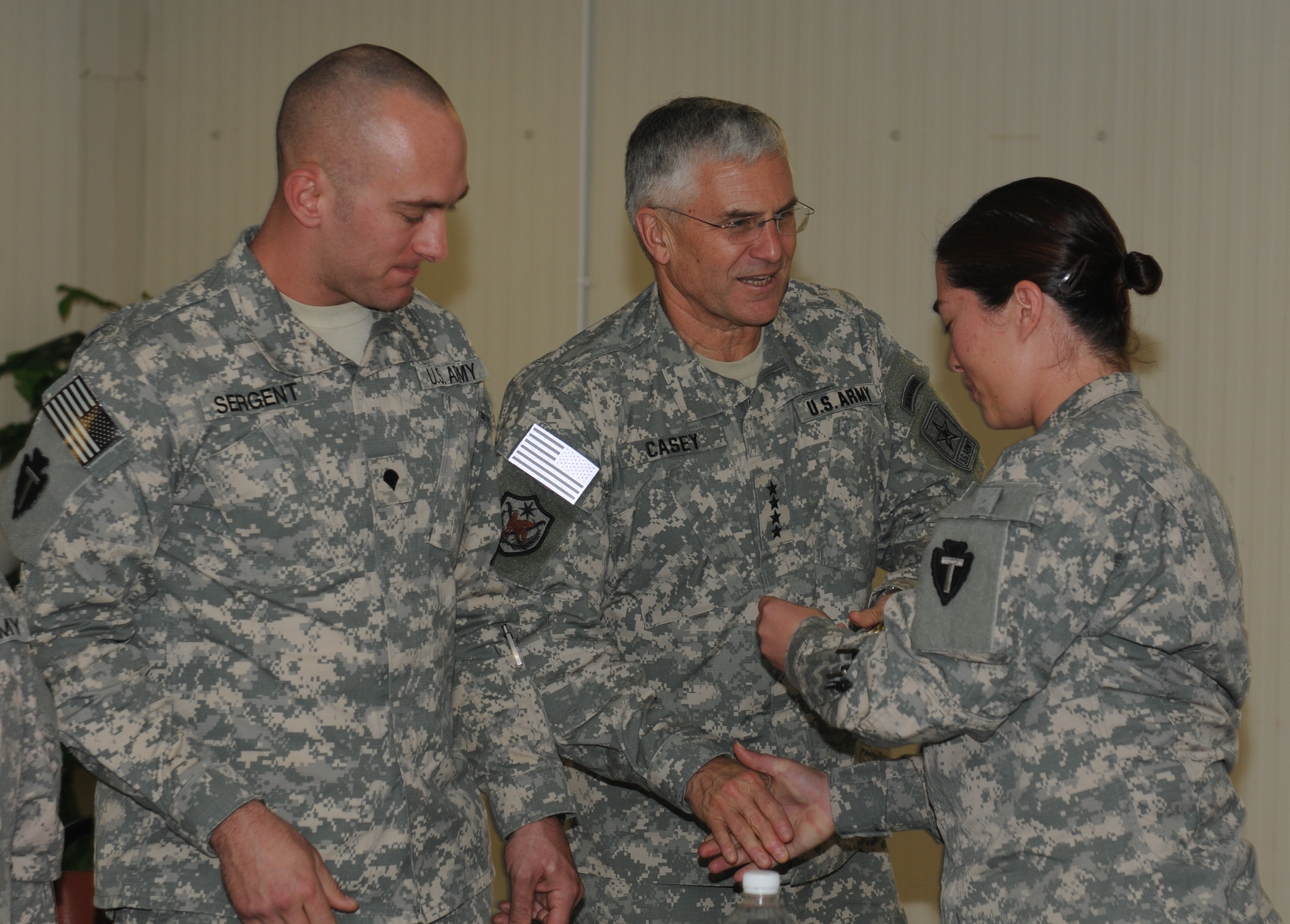 GEN Casey visits USD-S | Article | The United States Army