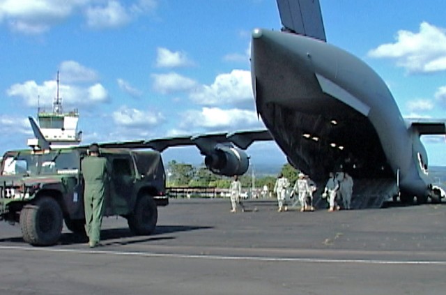 Loading C-17 Globemaster III