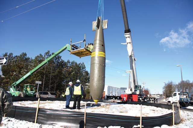 Fort Lee gets T-12 bomb