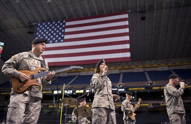 Army Band rallies crowd