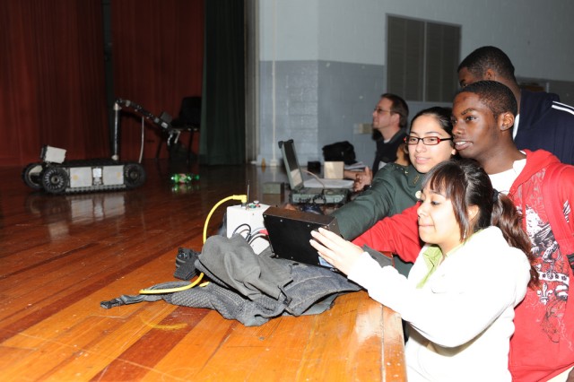 Cadets test Army robotics before All-American Bowl