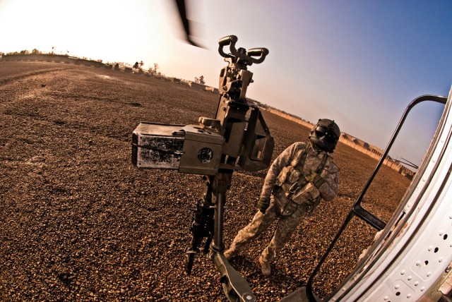 Black Hawk crews keep VIPs safe, mobile around Iraq