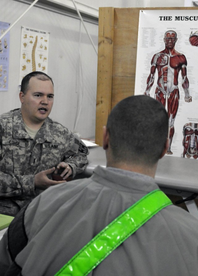 Physical therapy clinic keeps USDN Soldiers strong Article The