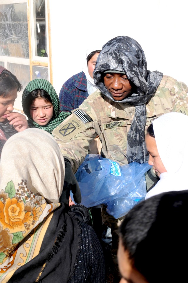 Task Force Patriot Soldiers visit Afghan orphanage 