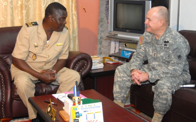 Maj. Gen. David R. Hogg meets senior leaders in Ghana, Togo, Benin