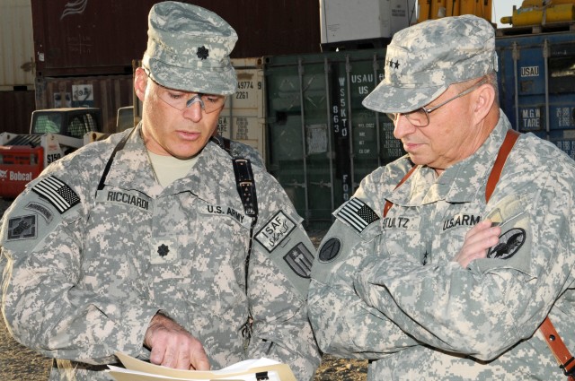 Lt. Gen. Jack Stultz visits KAF