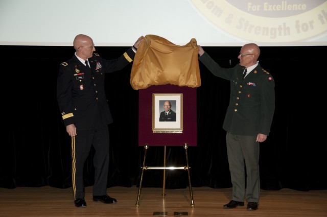 Danish general, USAWC Class of 2000 grad inducted into IF Hall of Fame