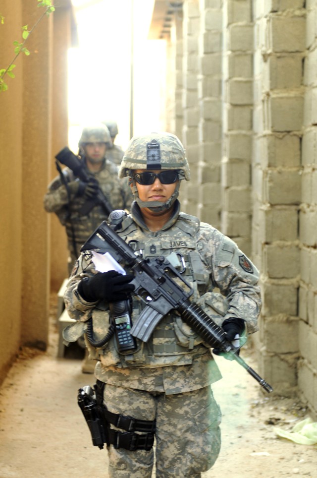 Personifying leadership competencies in day-to-day operations: A Texas Soldier shines brighter than most