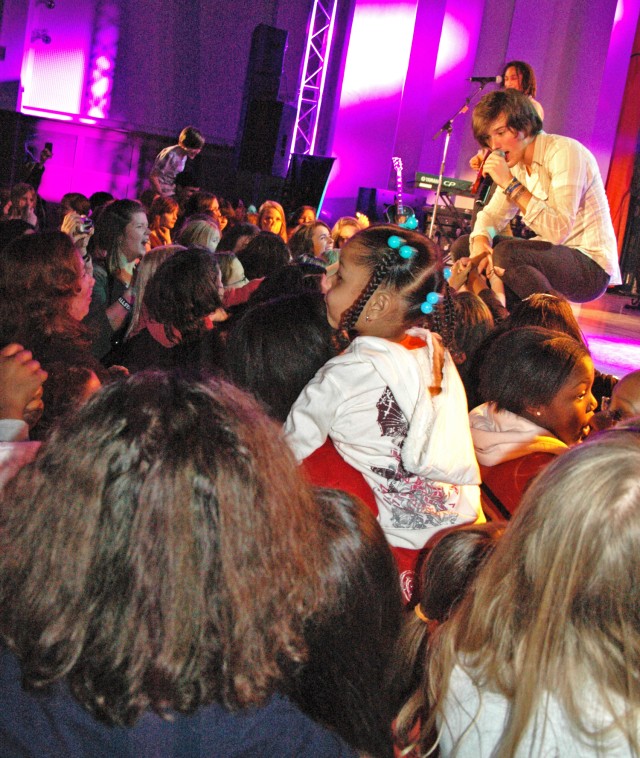 Allstar Weekend: Fans treated to performance by Disney Channel stars