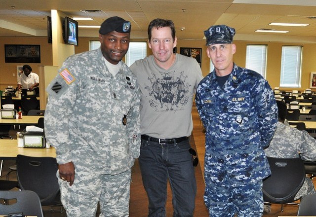 D.B. Sweeney says thanks to servicemembers at Joint Base San Antonio
