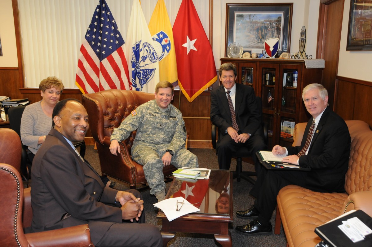 Congressman Visits USASAC | Article | The United States Army