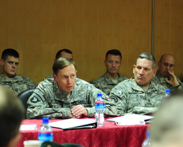 Petraeus lauds transition efforts in Afghanistan at DCOM-RS conference