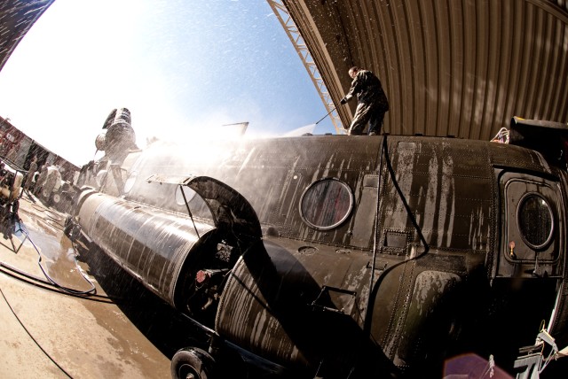 Soldiers prepare helicopters for return to US