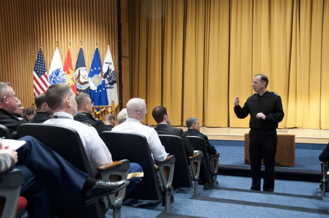 Mullen talks changing world, challenges ahead to Army War College audience