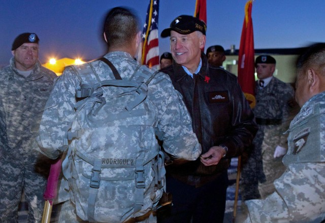 Vice president welcomes home 101st Soldiers