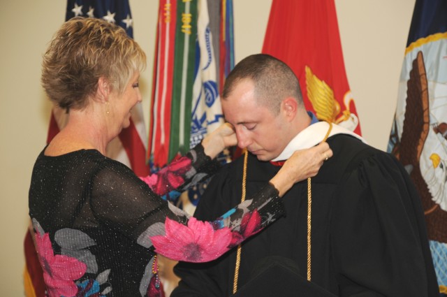 JFHQ NCR/MDW Soldier Graduates Cum Laude