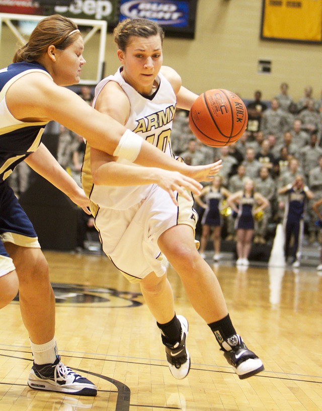 Baranek a game-changer for Black Knights Women&#039;s Basketball